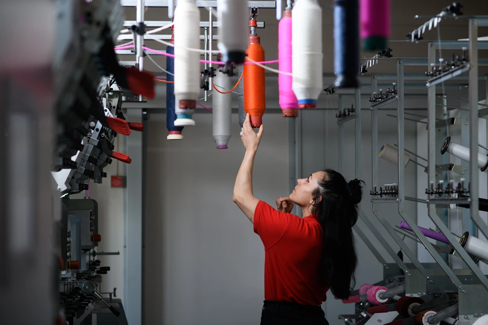 Gualchieri e Gualchieri's Fancy Yarn Machines Offer Quality and Energy  Saving